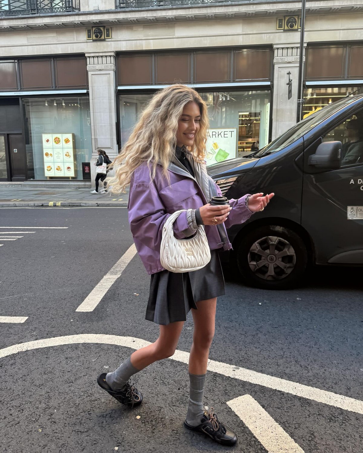 Сумка на згині ліктя – елегантний тренд 2026 року