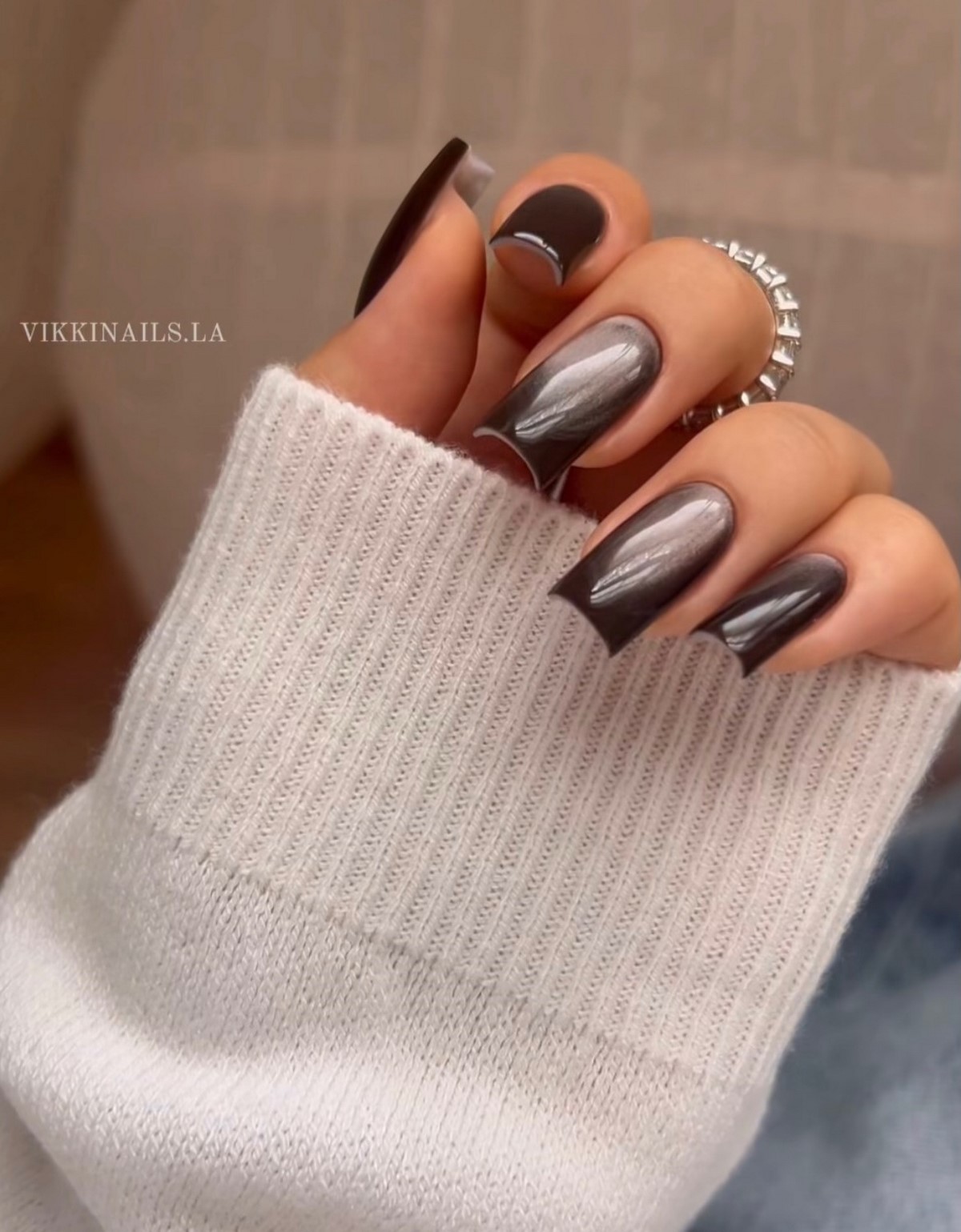 Грошовий манікюр у лютому 2026 року для удачі та багатства