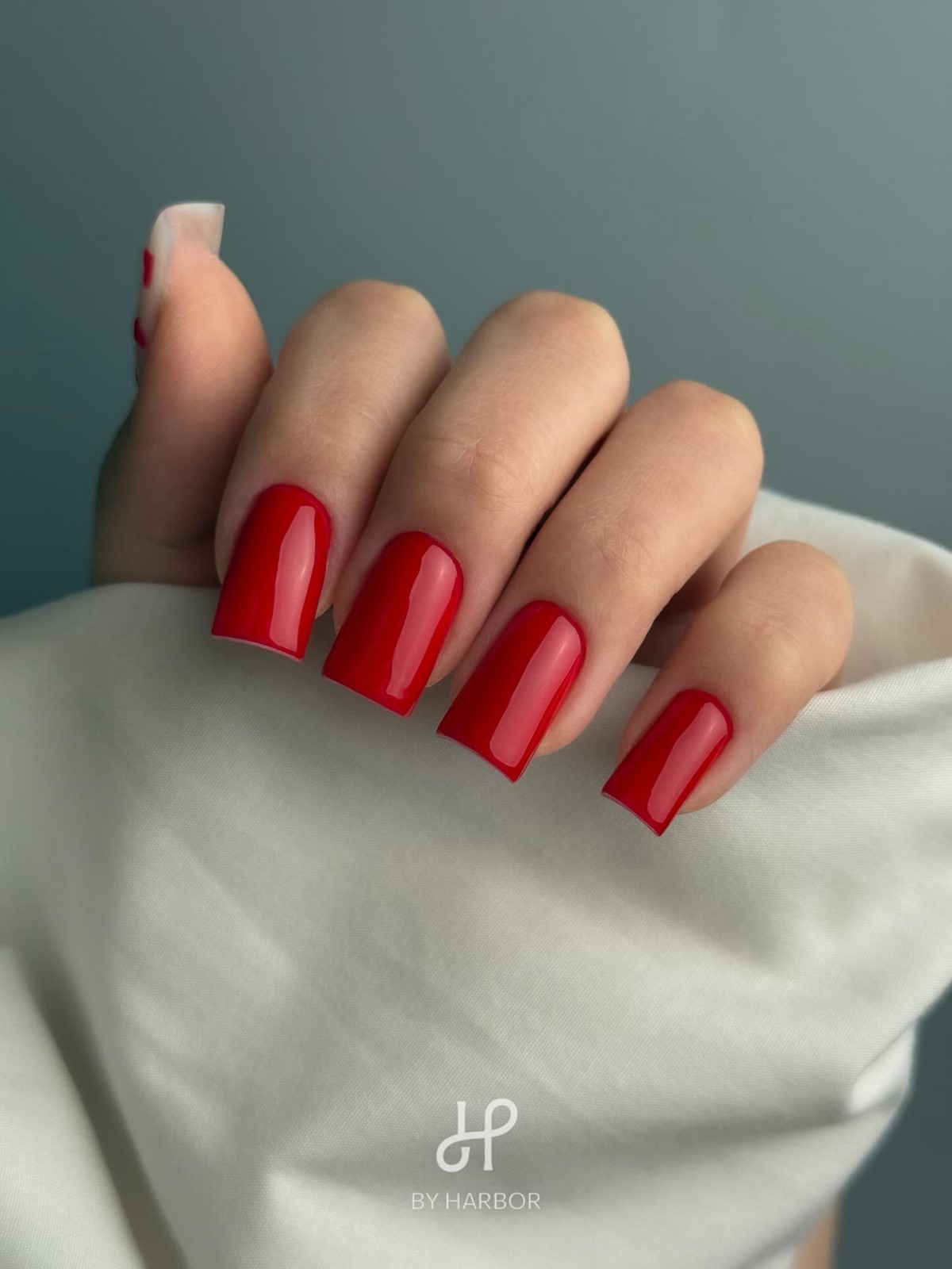 Грошовий манікюр у лютому 2026 року для удачі та багатства