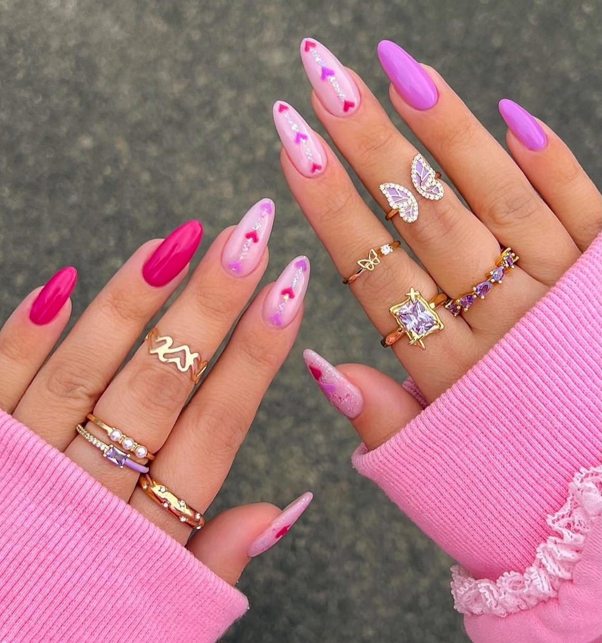 Сердечка на нігтях в лютому 2026: романтика на максимум