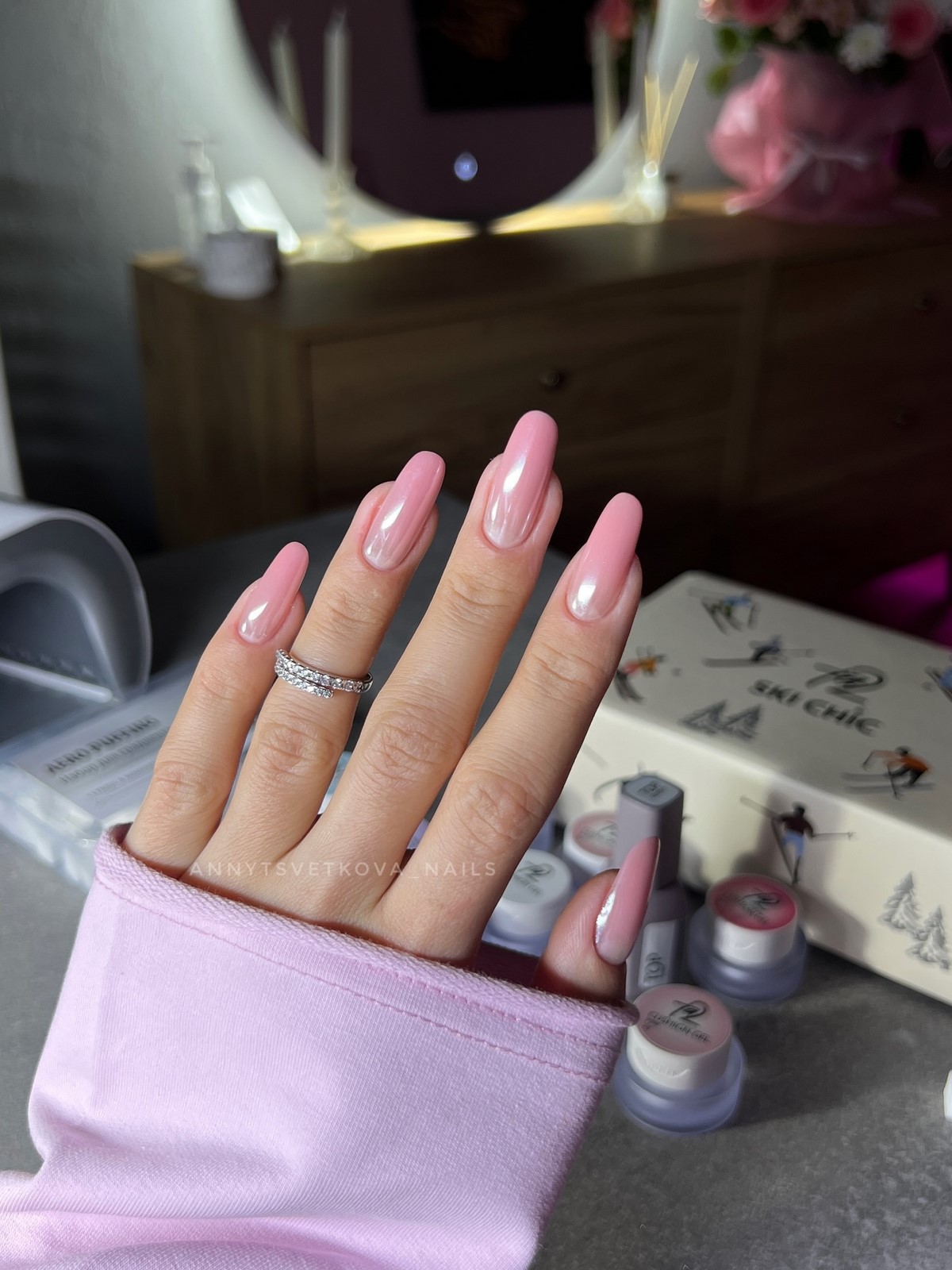 Рожевий манікюр 2026: найніжніші відтінки для доглянутих рук