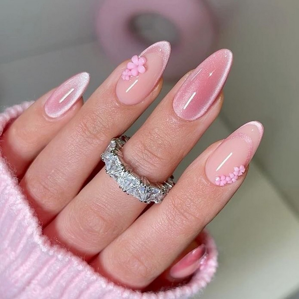 Рожевий манікюр 2026: найніжніші відтінки для доглянутих рук