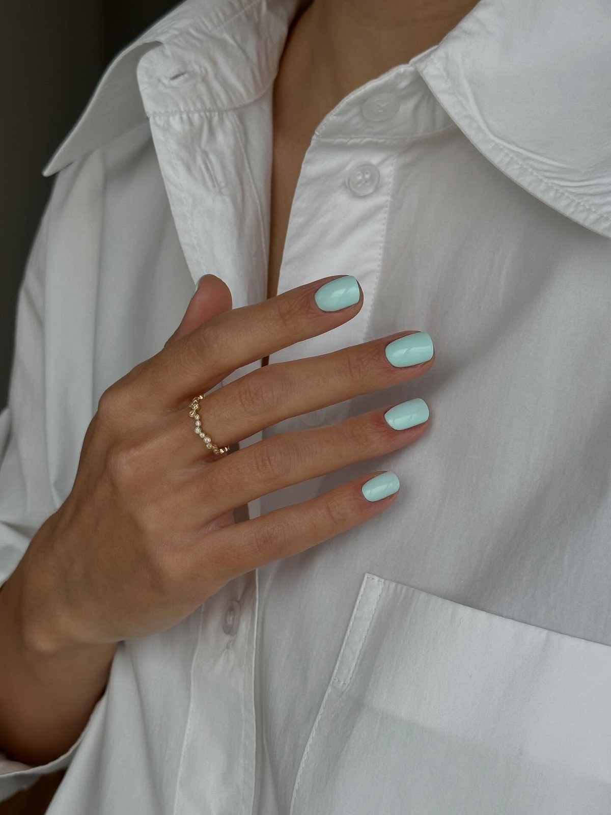 Цей світлий відтінок замінює нюд і виглядає дорожче