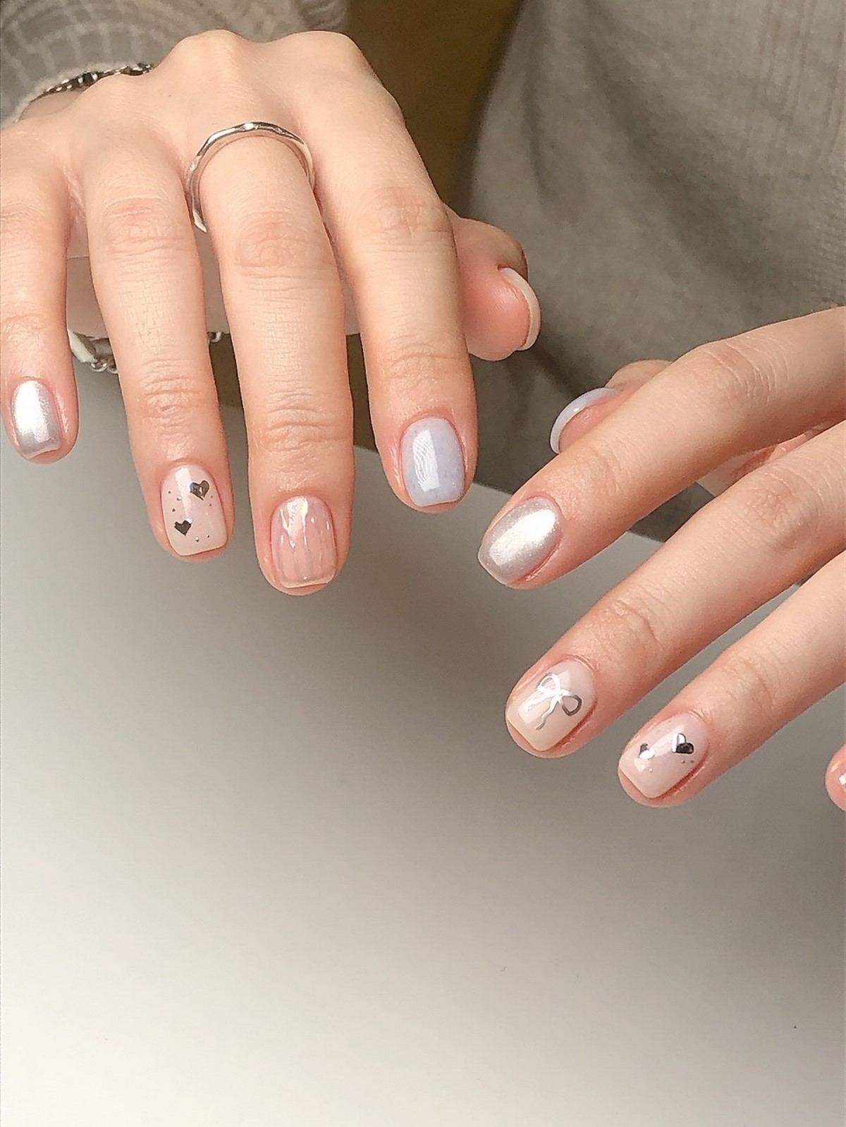 Після темної зими: манікюр, який освіжає руки з першого погляду