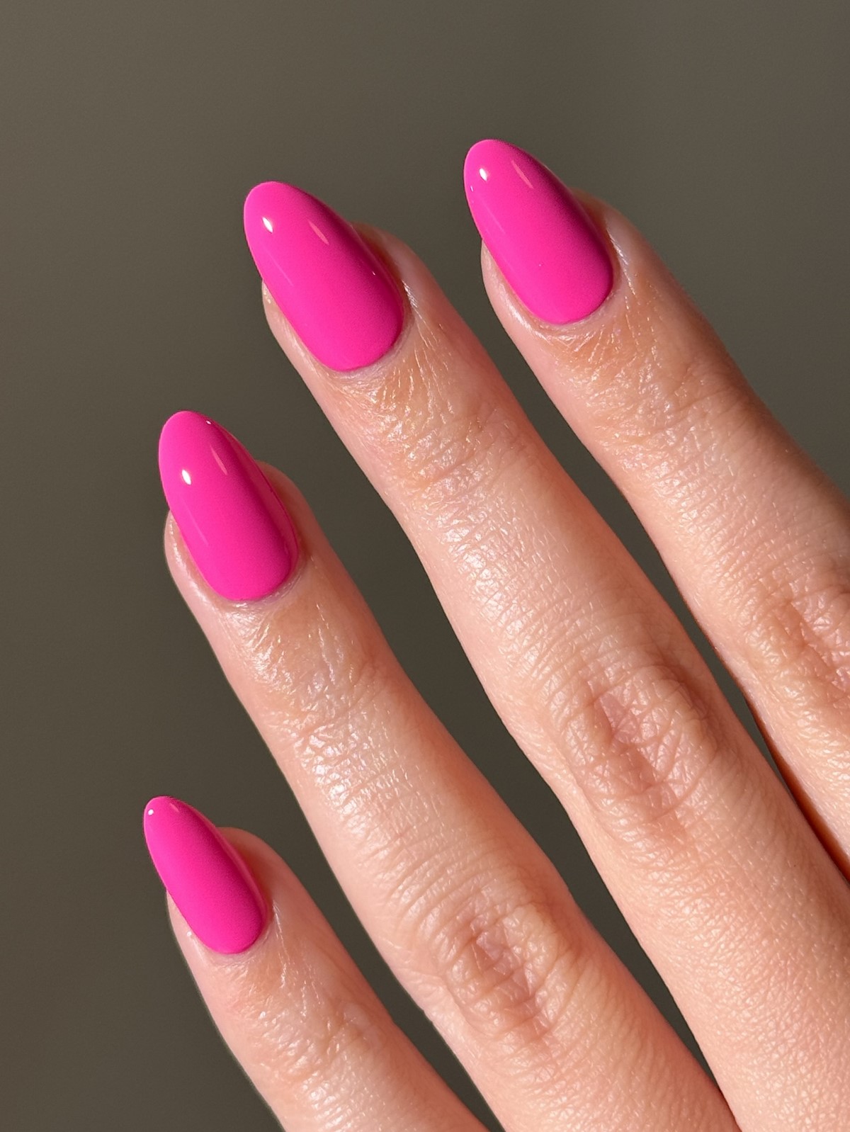 Рожевий манікюр 2026: найніжніші відтінки для доглянутих рук