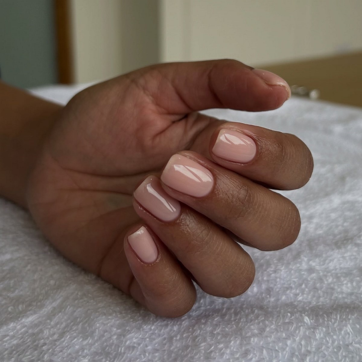 Пастель, яка не виглядає просто: тренд сезону