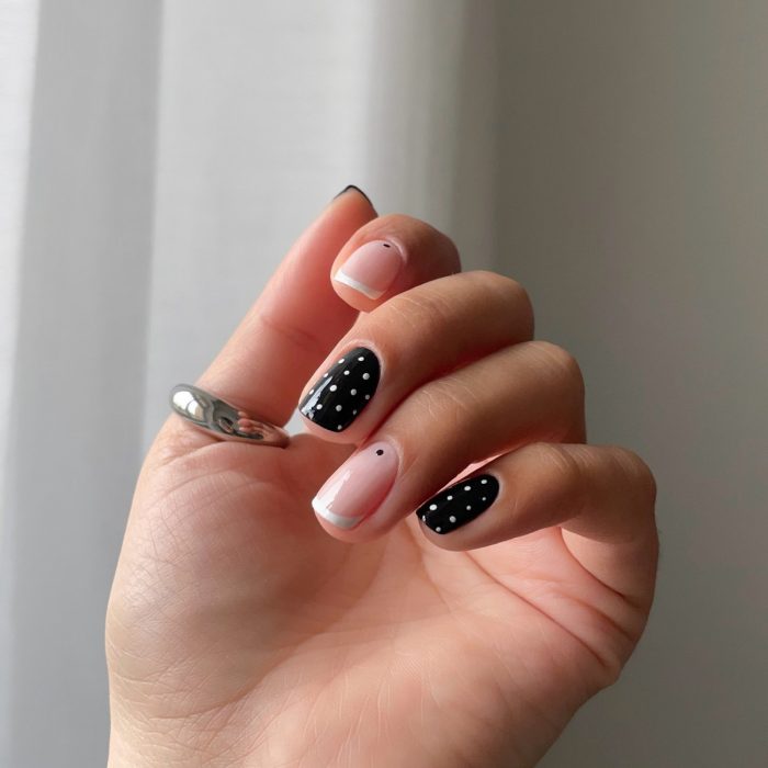 Лаконічний манікюр квітня 2026: стримана розкіш у деталях