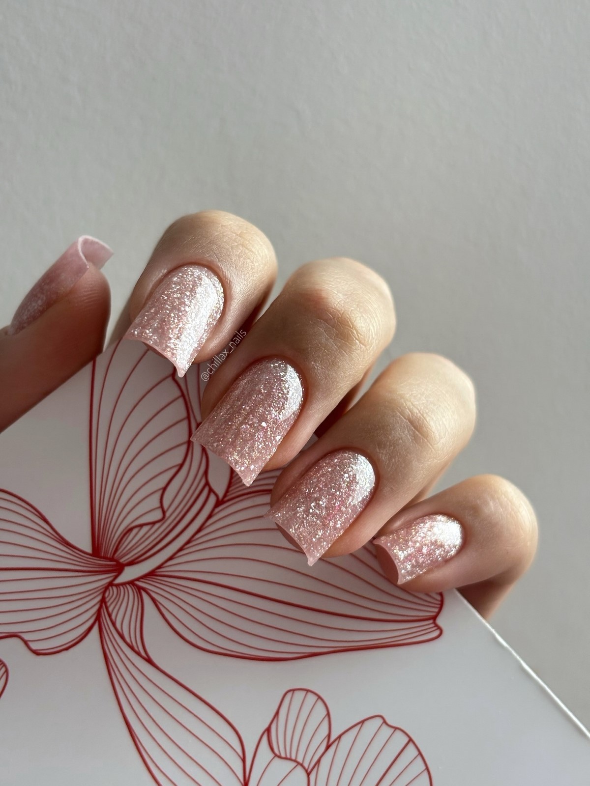 Весняний манікюр 2026: трендові кольори, які обирають зараз