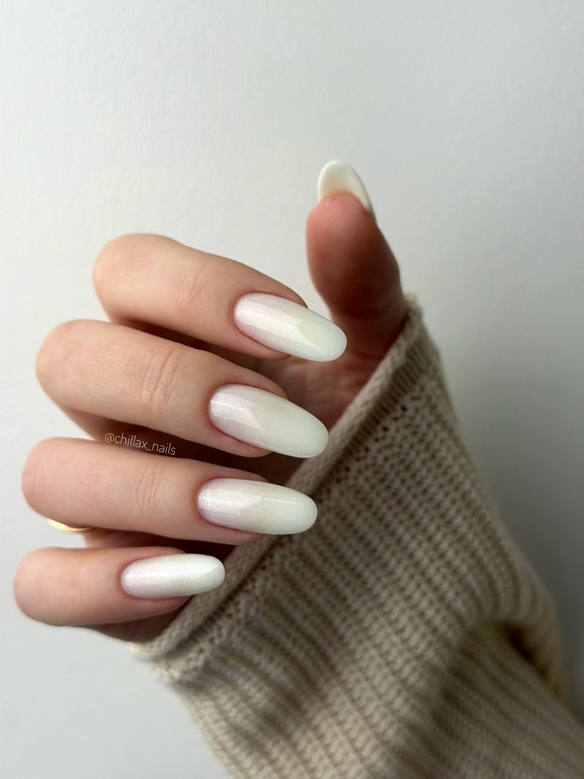 Весняний манікюр 2026: трендові кольори, які обирають зараз