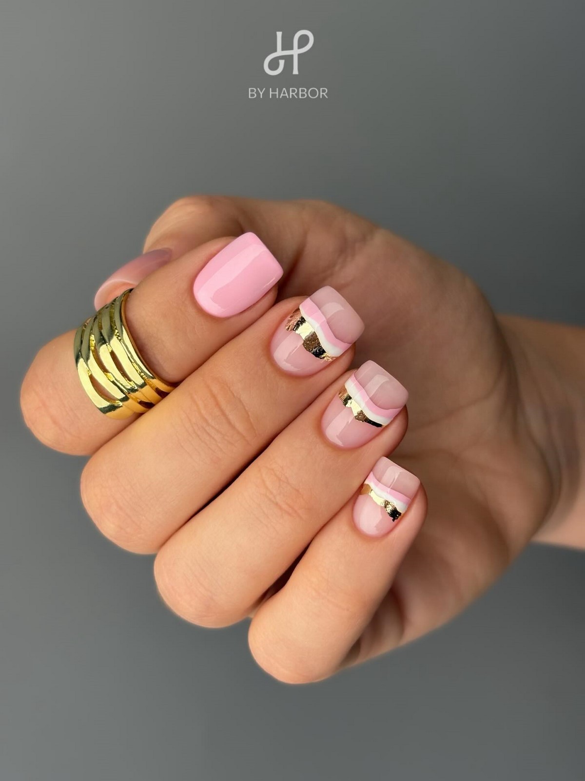 Лаконічний манікюр квітня 2026: стримана розкіш у деталях