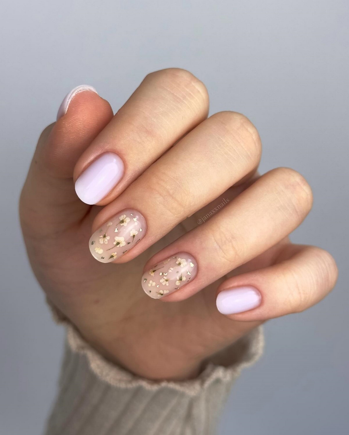 Весняний манікюр 2026: трендові кольори, які обирають зараз