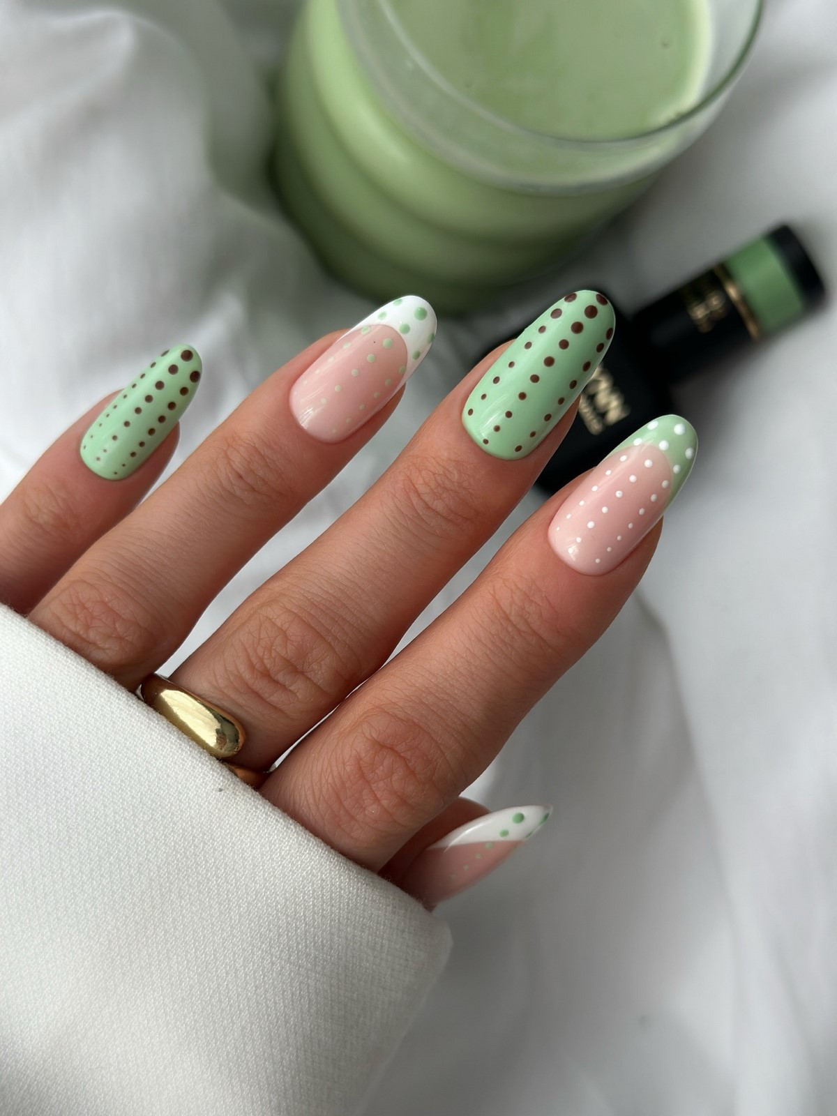 Весняний манікюр 2026: трендові кольори, які обирають зараз