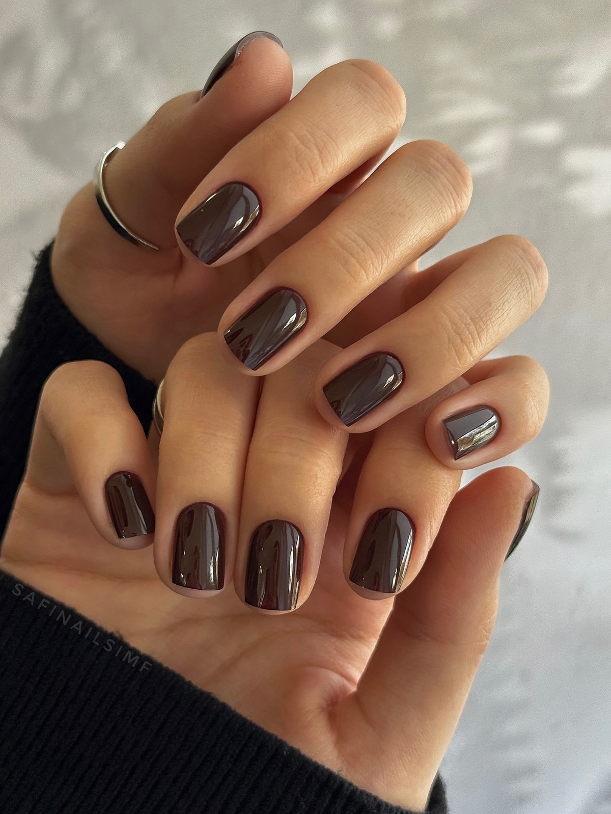 Весняний манікюр 2026: трендові кольори, які обирають зараз