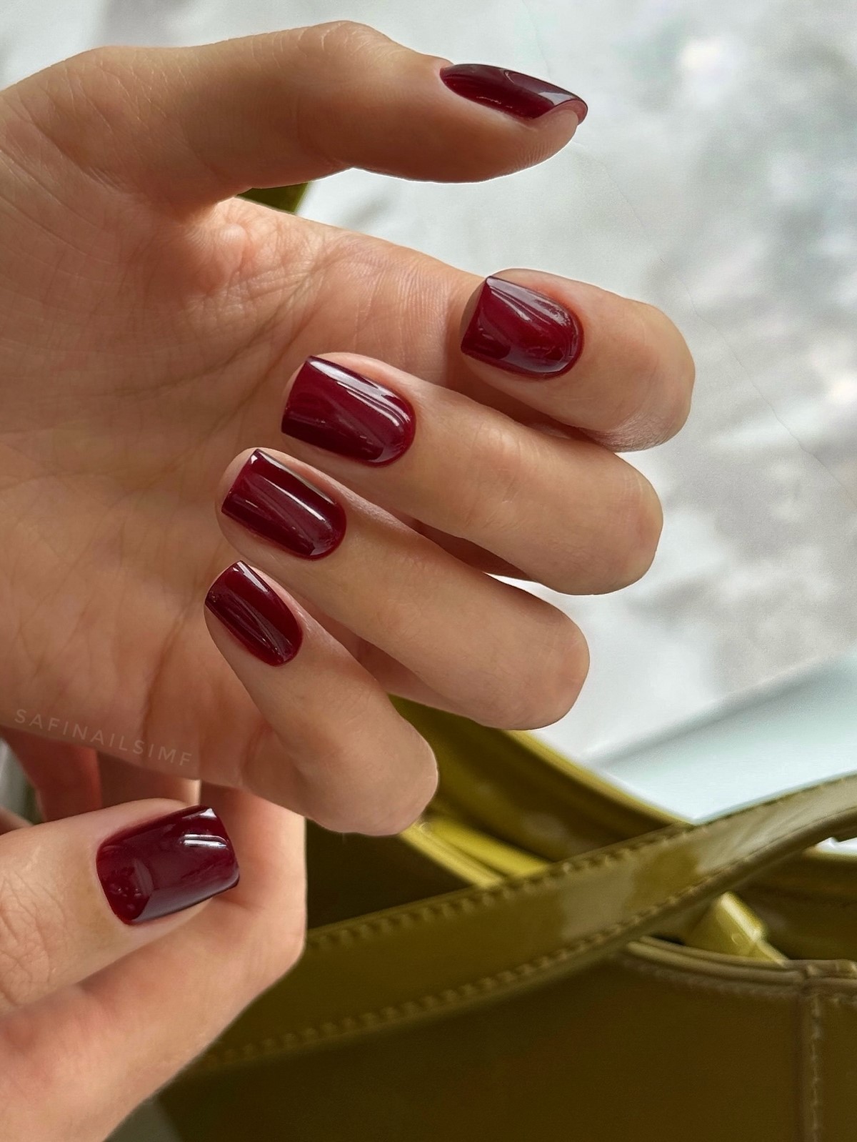 Весняний манікюр 2026: трендові кольори, які обирають зараз