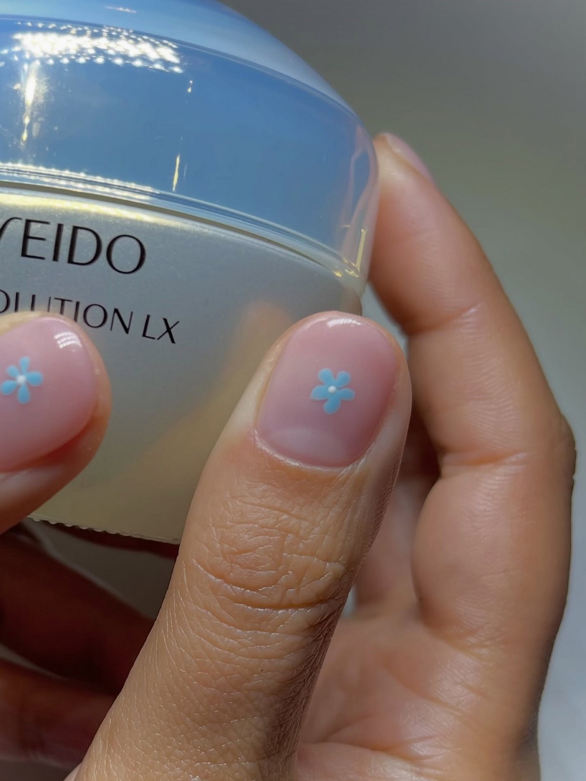 Манікюр, який копіюють всі, але він виглядає добре не на всіх