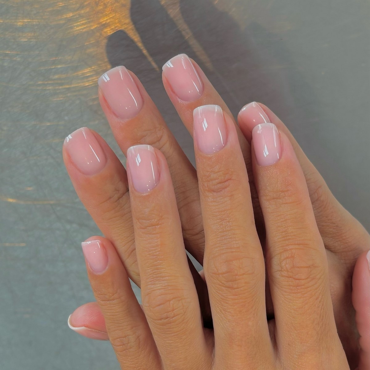 Манікюр на короткі нігті: прості варіанти на кожен день