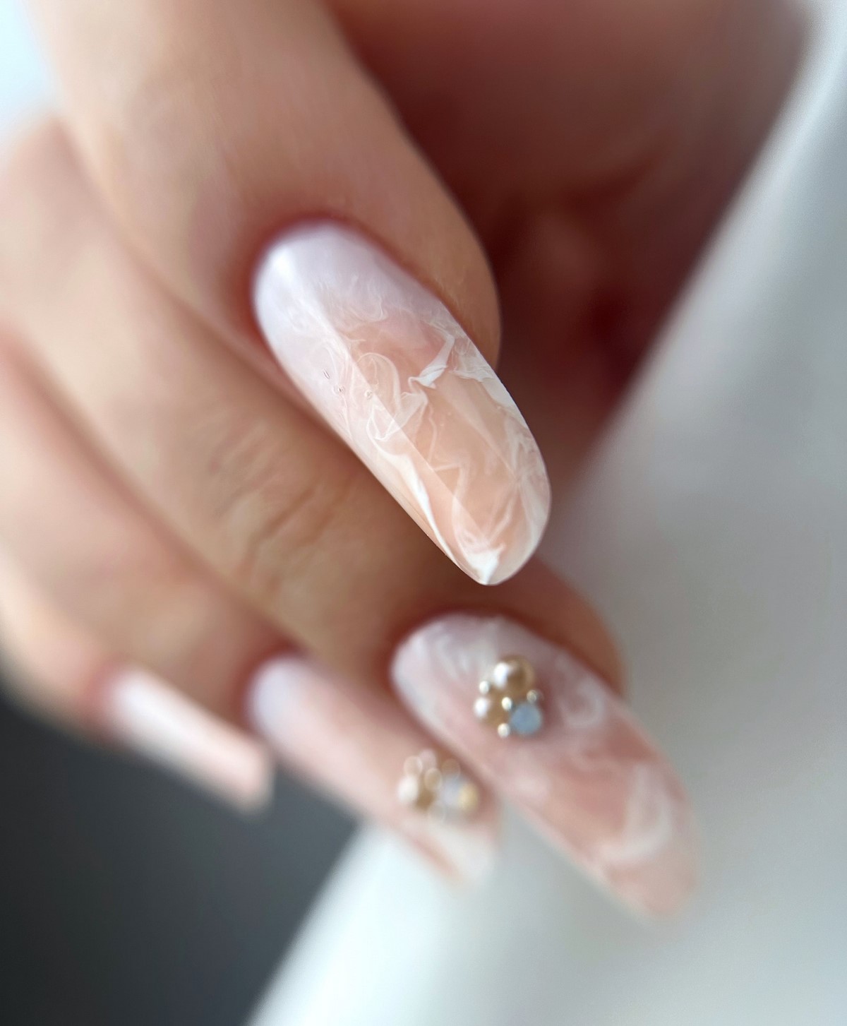 Манікюр, з яким руки виглядають інакше — причина не в кольорі