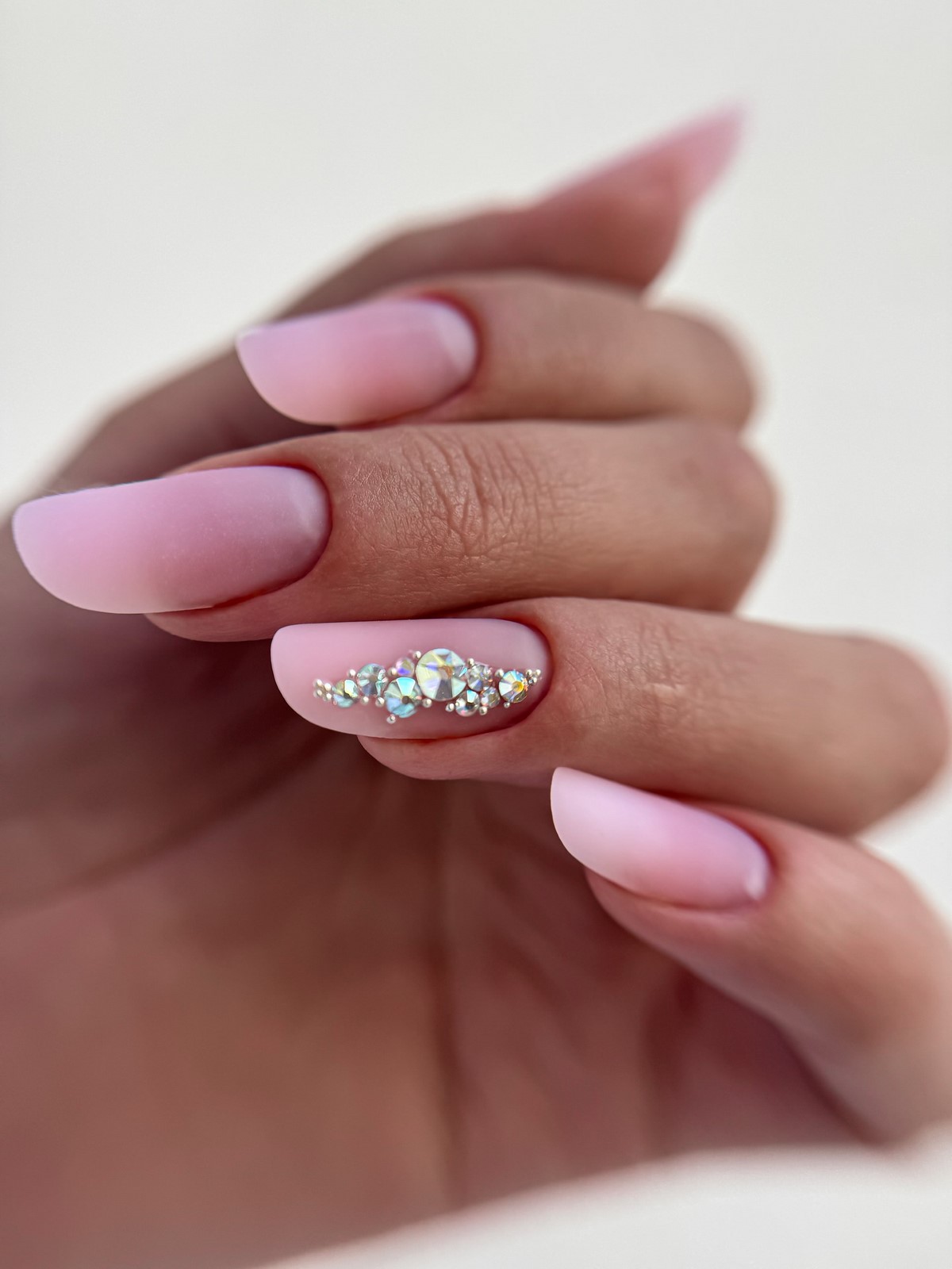 Манікюр, який виглядає дорого, але більшість робить помилку