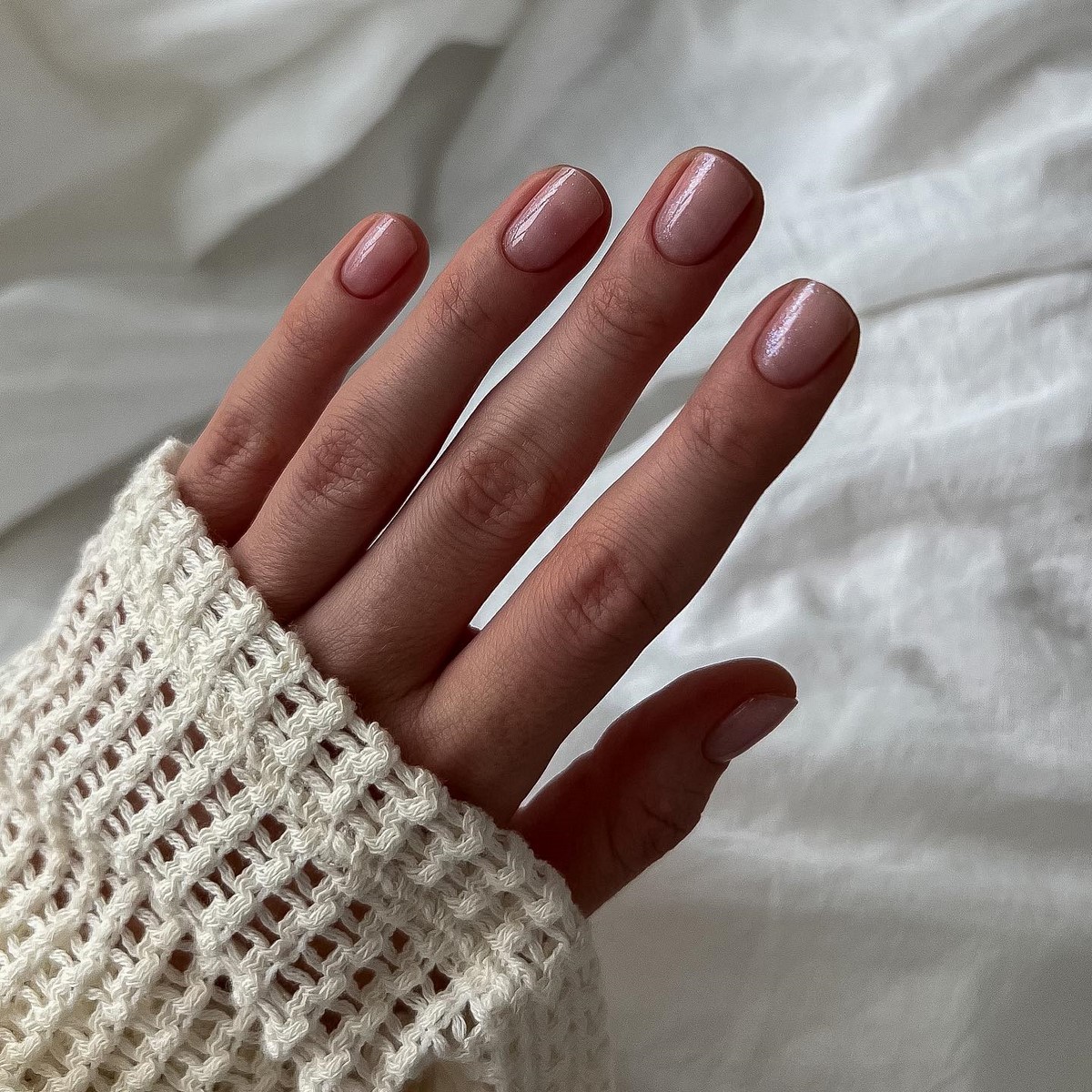 Колір, який вважають дорогим, але він дешевить руки