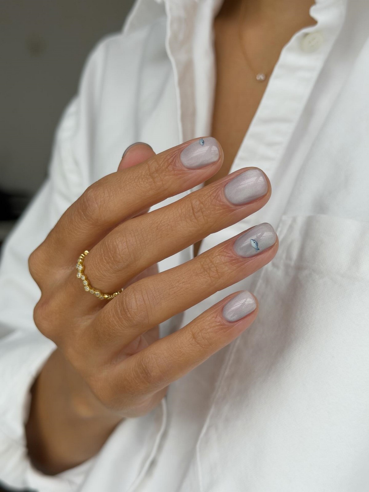 Колір, який вважають дорогим, але він дешевить руки